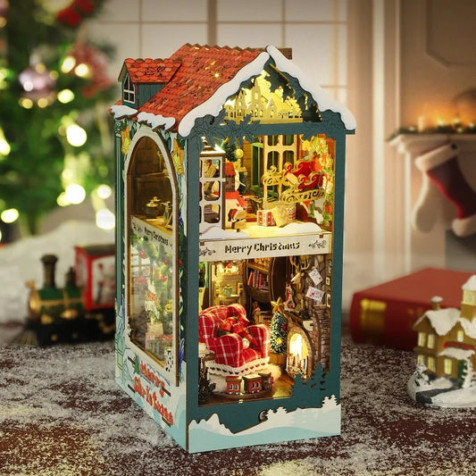 Huis van de Kerstman met Trein Book Nook