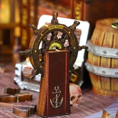 Piratenboot Book Nook