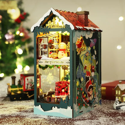 Huis van de Kerstman met Trein Book Nook